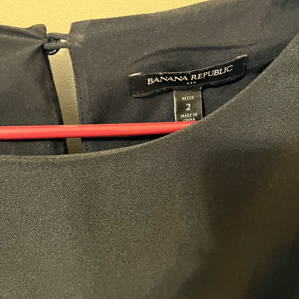 Banana republic mid sleeve shift dress - Picture 2 of 2